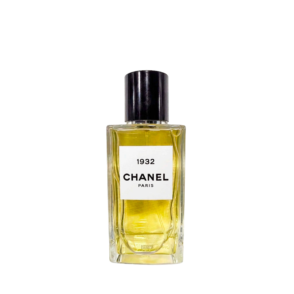 1932
